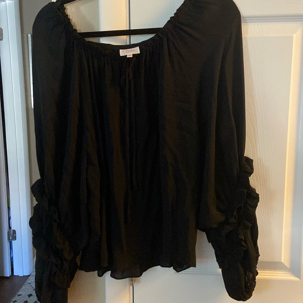 100% Silk Parker Designer Black Ruffles Blouse - ELEGANT! Sz. Small